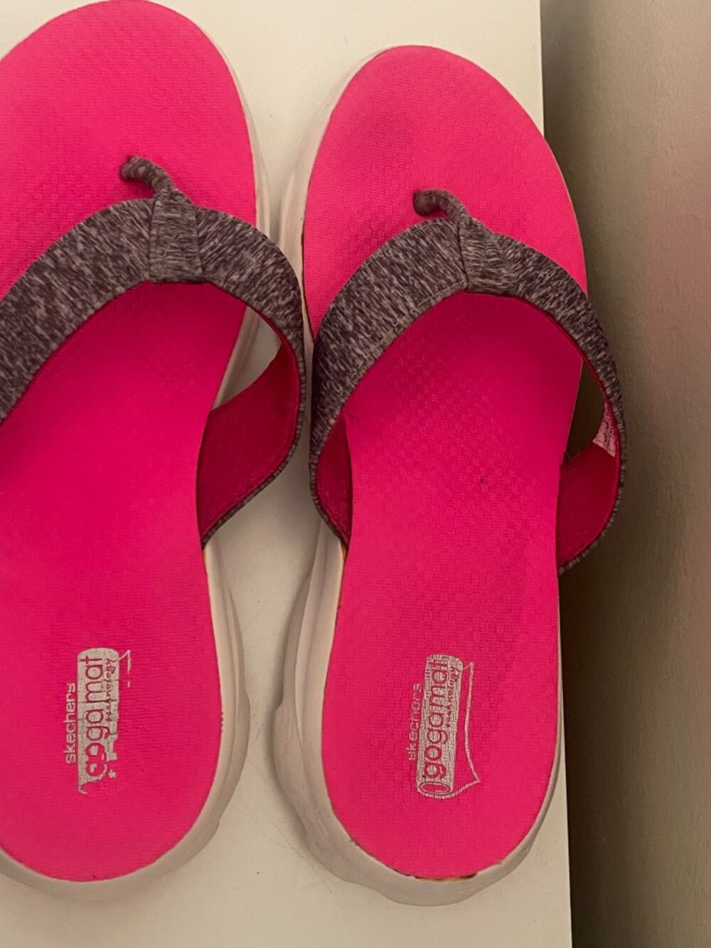 Skechers Goga Mat Flip Flops Size 10 - Picture 4 of 9